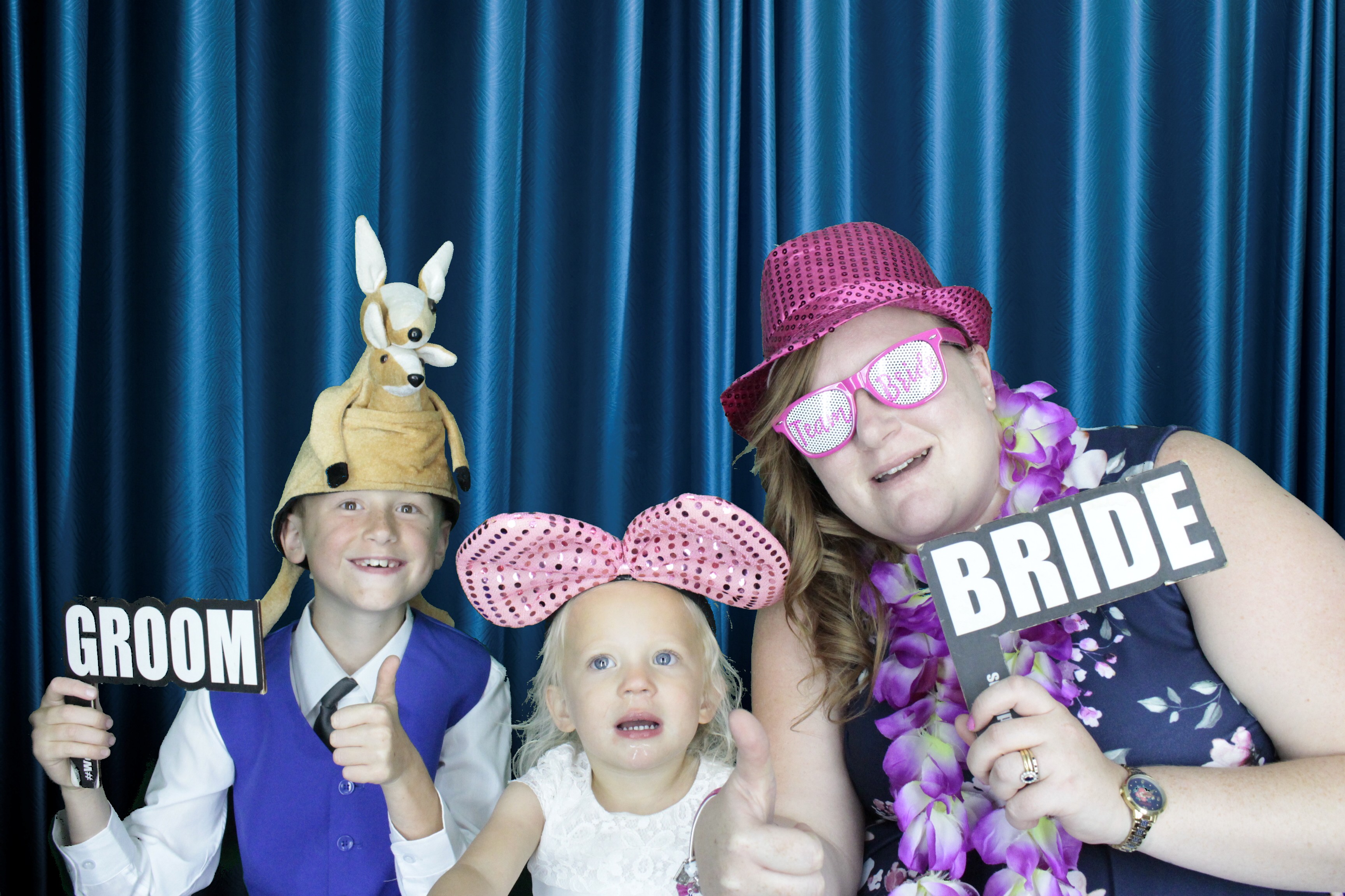 Katie and Jons Wedding | View more photos from the event at gallery.myphotoboothexperience.co.uk/u/MyPhotoBoothExperienceLtd/Katie-and-Jons-Wedding